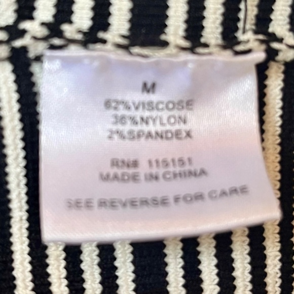 Romeo & Juliet Couture Skirt, Black / White Stripes, M - Picture 5 of 8